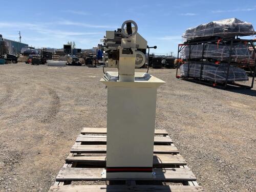 JET BD-920W Bench Lathe, 9" x 20", 0.75 HP, 115V, with Stand and Accessories - 9