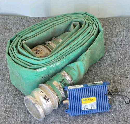Wilson Dual-Band Cellular Amplifier w/ 3" x 25' Layflat Camlock Hose