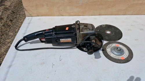 Craftsman 7" Angle Grinder 110-120V 9.0A with Extra Wheels and Handle