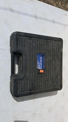 Pittsburgh A/C Manifold Gauge Set R-407c/R-404A, Compatible with R134A Refrigerant, Includes 3 Hoses and Case - 2