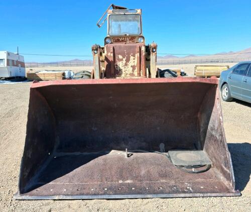 READY TO RUMBLE! Hough Payloader Articulated 4x4 Wheel Loader, Detroit Diesel, 7.5' Bucket - 2