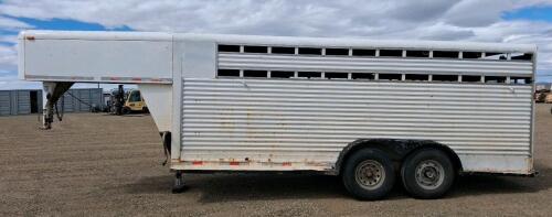 Gooseneck Livestock Trailer, 2 Axle, Escape Door, Tack Room - 4