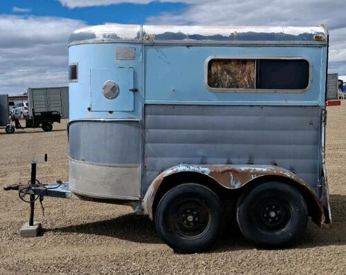 1986 2-Horse Bumper Pull Trailer, Tandem Axle, Steel, Light Blue - 4