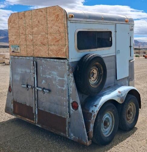 1986 2-Horse Bumper Pull Trailer, Tandem Axle, Steel, Light Blue - 7
