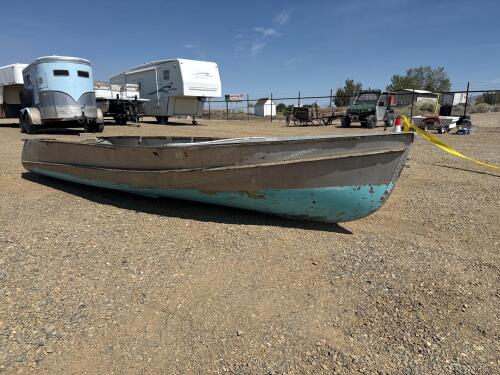 1950's Larson Crestliner 14' Aluminum Boat - 2