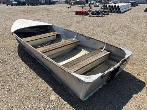 1950's Larson Crestliner 14' Aluminum Boat - 6