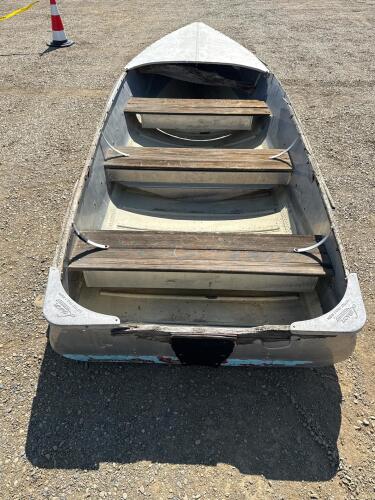 1950's Larson Crestliner 14' Aluminum Boat - 7