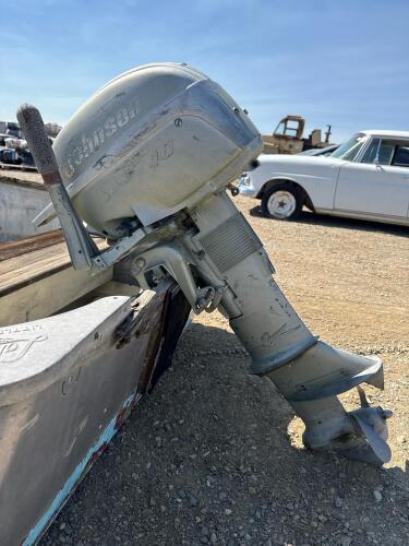 1950's Larson Crestliner 14' Aluminum Boat - 11