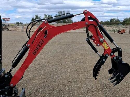 SDEE22 Mini Excavator, 2-Ton, Diesel Engine, Hydraulic Thumb, 16&rdquo; Bucket, Open ROPS, Tracks - 10