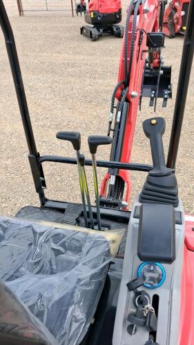 SDEE22 Mini Excavator, 2-Ton, Diesel Engine, Hydraulic Thumb, 16&rdquo; Bucket, Open ROPS, Tracks - 13