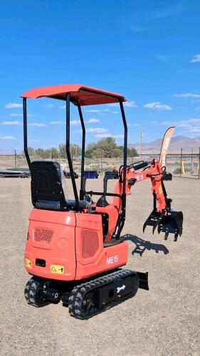 ME15 Mini Excavator, GASOLINE engine, 420cc, Operating Weight, Canopy, 15.7" Bucket, Mechanical Thumb - 8