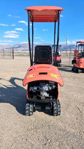ME15 Mini Excavator, GASOLINE engine, 420cc, Operating Weight, Canopy, 15.7" Bucket, Mechanical Thumb - 10