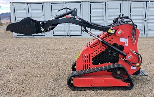 Mini Skid Steer Loader, 0.4 Hours, 23-25HP Gas Engine, Rubber Tracks, Aux Hydraulics - 4
