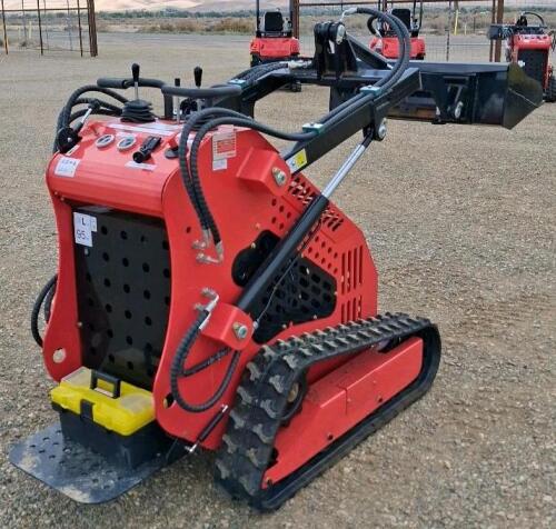 Mini Skid Steer Loader, 0.4 Hours, 23-25HP Gas Engine, Rubber Tracks, Aux Hydraulics - 7