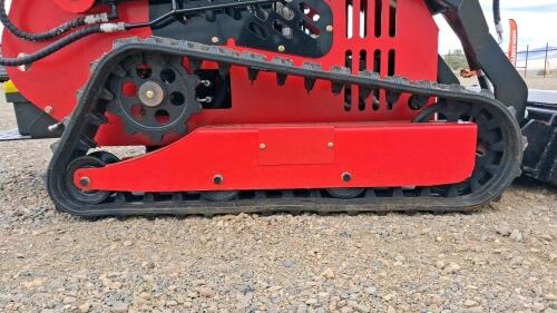 Mini Skid Steer Loader, 0.4 Hours, 23-25HP Gas Engine, Rubber Tracks, Aux Hydraulics - 13