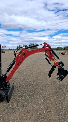SDEE22 Mini Excavator, 2-Ton, Diesel Engine, Hydraulic Thumb, 16&rdquo; Bucket, Open ROPS, Tracks - 9