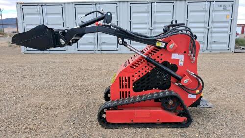 Mini Skid Steer Loader, 0.4 Hours, 23-25HP Gas Engine, Rubber Tracks, Aux Hydraulics