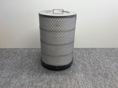 NEW Baldwin 546870 Engine Air Filter Element, Heavy-Duty, USA, Handle, Used Condition