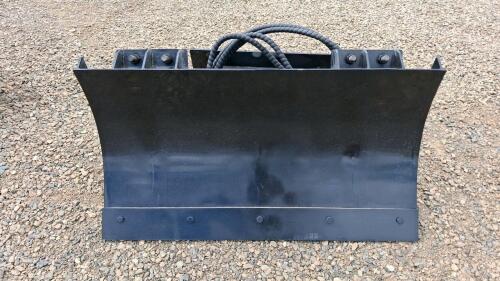 Mini Skid Steer Hydraulic Snow Plow Attachment 39", Universal Quick Attach,
