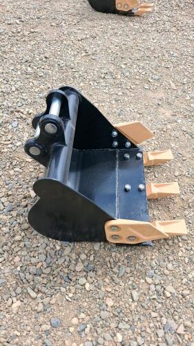 16" Mini Excavator Bucket, 4 Bolt-On Teeth, Pin-On Mount, Reinforced Steel, Compatible 1.5&ndash;3.5T - 2