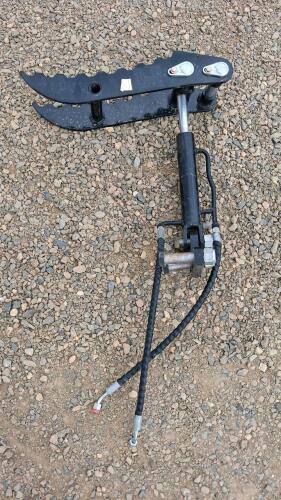 Hydraulic Thumb Attachment for Mini Excavator &ndash; Pin-On, Heavy-Duty Steel, 2 Tines, Hoses Included - 2