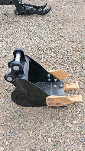9" Mini Excavator Digging Bucket, 3 Tooth, Pin-On - 4