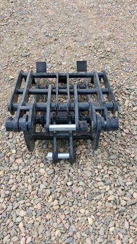 Heavy-Duty Root Rake Grapple Attachment, Manual Pin-On, 10-Tine, for Mini/Mid Excavator - 3