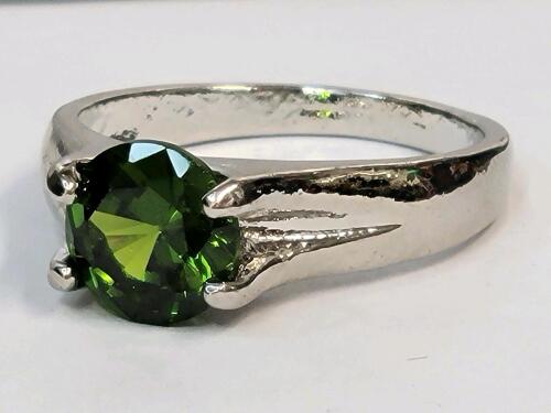 Green Peridot Faceted Round Cut Ring, Size 8 - 6
