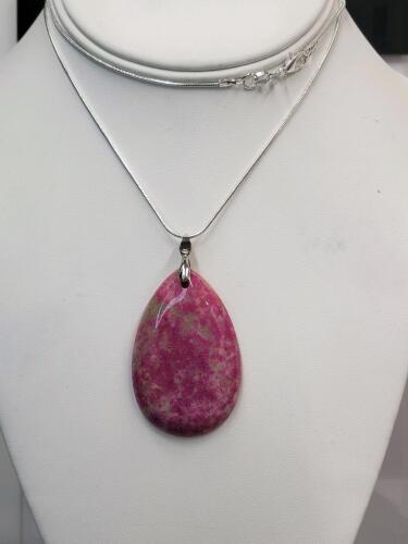 74.10ct Natural Peachblow Chrysanthemum Coral Teardrop Pendant 24" Necklace