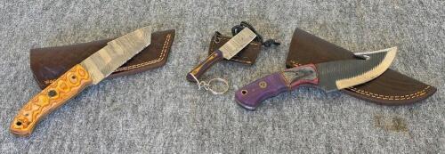 Custom Handcrafted Fixed-Blade Knife Set &ndash; Damascus Pattern, Resin Handles, Leather Sheaths, Keychain Mini