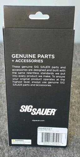 SIG Sauer P320 9mm 17-Round Magazine with Large Polymer Pistol Case - 5