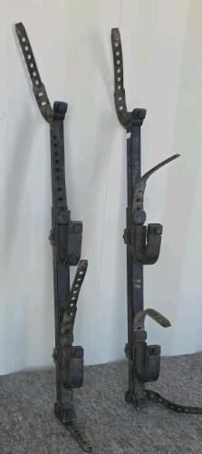 Mountable 2-Position Gun/Bow Rack