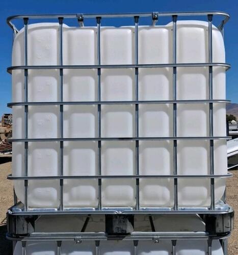 250 Gallon HDPE IBC Tote, Metal Cage, 2&rdquo; Valve, 6&rdquo; Top Lid, Stackable Water Storage Tank - 3