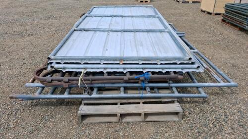 12' x 12' Portable Livestock Shelter Kit with Galvanized Steel Frame and Roof Panels & 2 Extra Gate Panels - 4