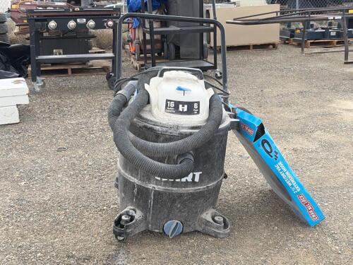 Hart 16 Gallon 6 HP Wet/Dry Shop Vac with Channellock 2-1/2" Extension Hose, Heavy-Duty, 120V