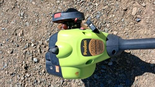 Poulan P1500 Gas String Trimmer, 25cc Engine, 16" Cutting Width, Curved Shaft - 2