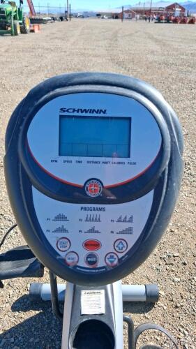 Schwinn Active 20 Recumbent Exercise Bike, Magnetic Resistance, 6 Programs, Display Console - 4