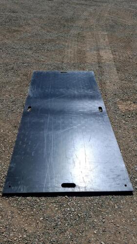 1 Bundle (10 qty) - 8' x 4' HDPE Ground Protection Mat, 0.72" Thick, Supports Up to 120 Tons - 2