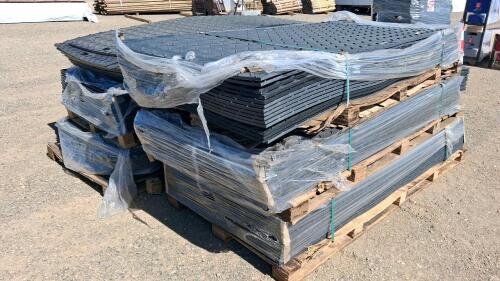 1 Bundle (5 qty) - 8' x 4' HDPE Ground Protection Mat, 0.72" Thick, Supports Up to 120 Tons - 3