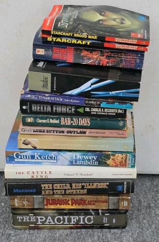 Mixed Lot: 41 Books, 20 DVD/Blu-ray, 27 PC/Xbox Games, Box Sets, Collectible Titles, 3 Glow Bracelets - 2