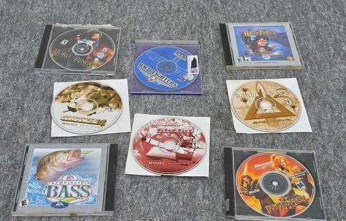 Mixed Lot: 41 Books, 20 DVD/Blu-ray, 27 PC/Xbox Games, Box Sets, Collectible Titles, 3 Glow Bracelets - 6