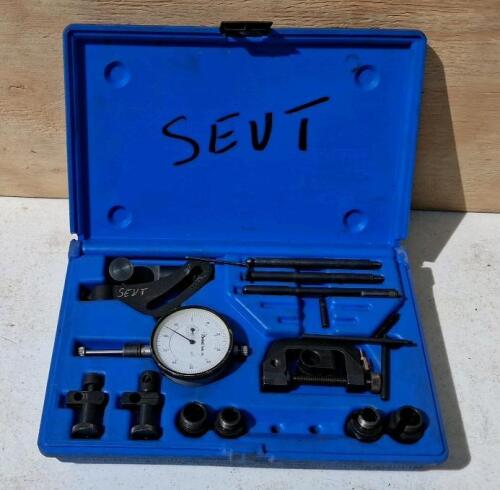 Central Tools Dial Bore Gauge Set, 1.4" to 6" Range, 0.0005" Resolution, Includes Case