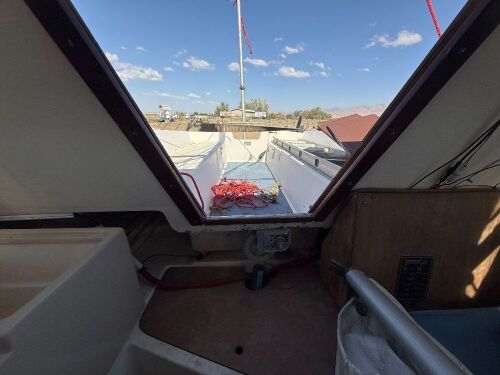 1976 Catalina 22' Sailboat w/ Yamaha 4HP Four-Stroke Outboard & Trailer - 18