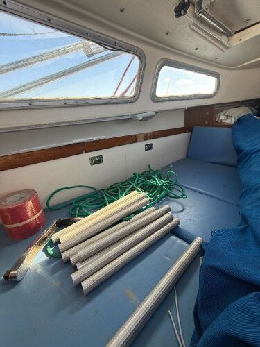 1976 Catalina 22' Sailboat w/ Yamaha 4HP Four-Stroke Outboard & Trailer - 20