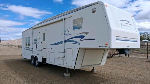 Fleetwood Prowler LS Fifth Wheel, 35ft, 2 Slide-Outs, Aluminum Frame, Sleeps 6, Roof AC, Awning