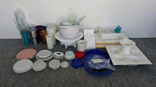 Assorted Lot of 50+ Vintage and Modern Tupperware and Rubbermaid Plastic Kitchenware