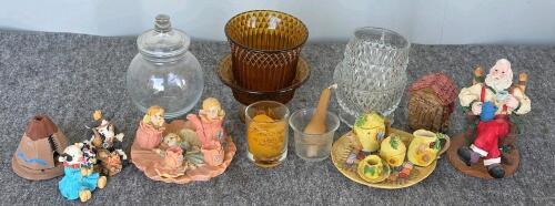 Assorted Lot of 75-110 Collectible Figurines & Mini Tea Sets &ndash; Animals, Characters, Glass/Crystal - 6