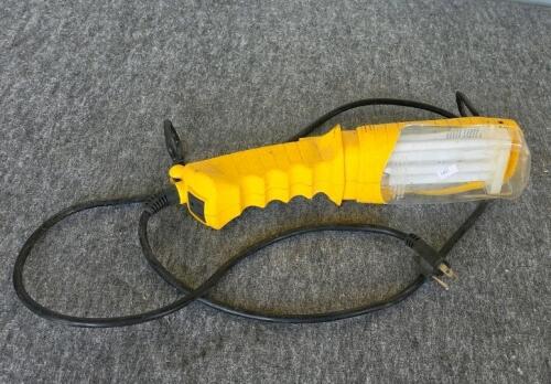 Corded Fluorescent Work Light, 2.5 Gal Poultry Waterer, Dual Feeder, Manual Grease Gun &ndash; Lot of 4 - 3