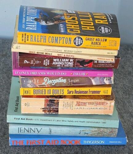 Large Lot of 47 Assorted Paperback Books &ndash; Mixed Genres & Eras - 5