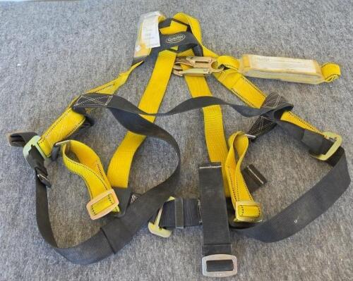 Paladin Bradco Skid Steer 2" Receiver Hitch Plate & Guardian Fall Protection Harness w/ Lanyard - 4